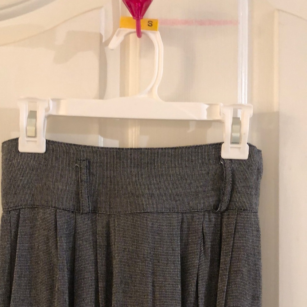 Beautiful Vintage Just Maggie Houndstooth Skirt w/Belt - Picture 2 of 5